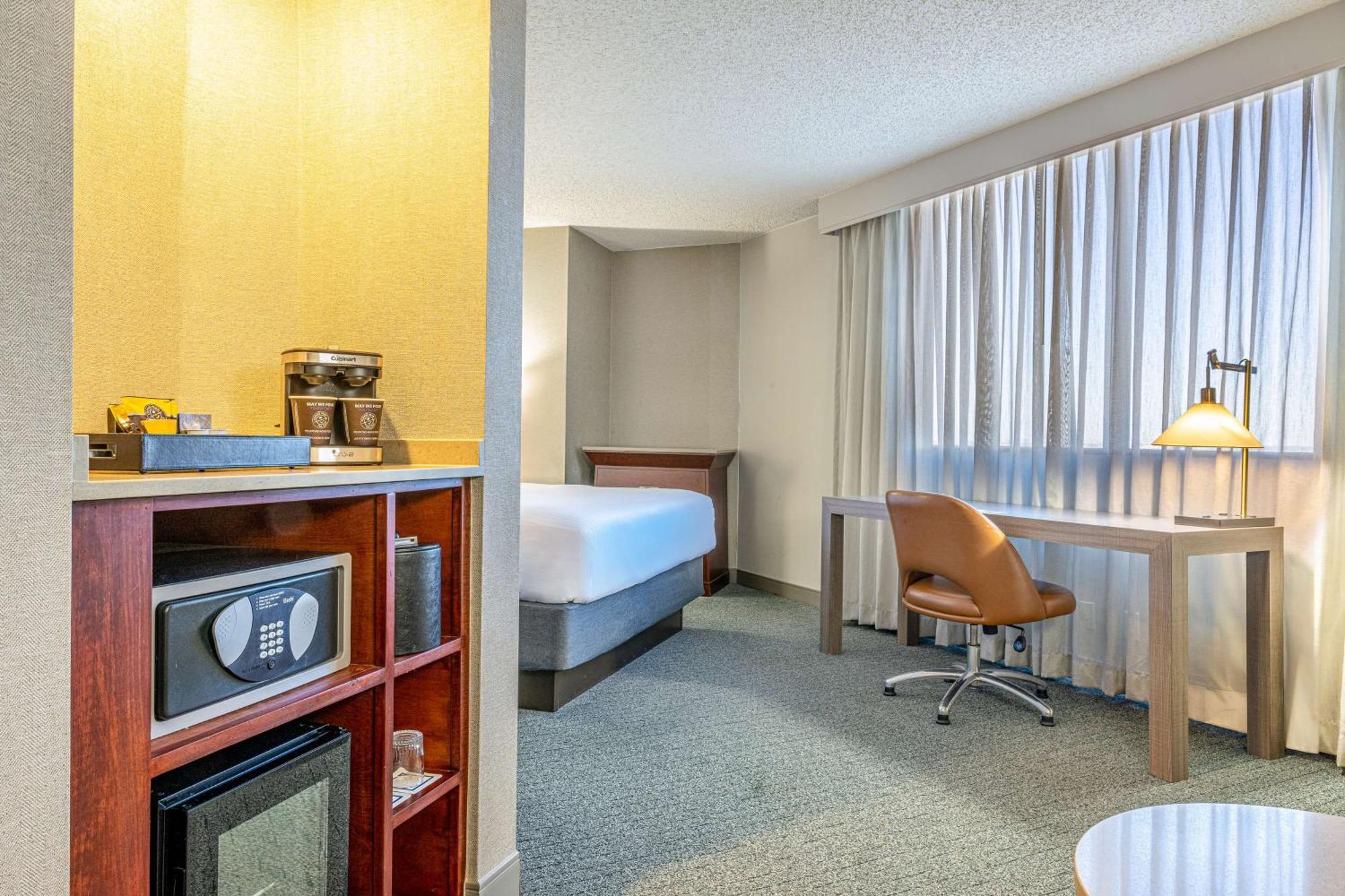 Hilton Richardson Dallas Exterior photo